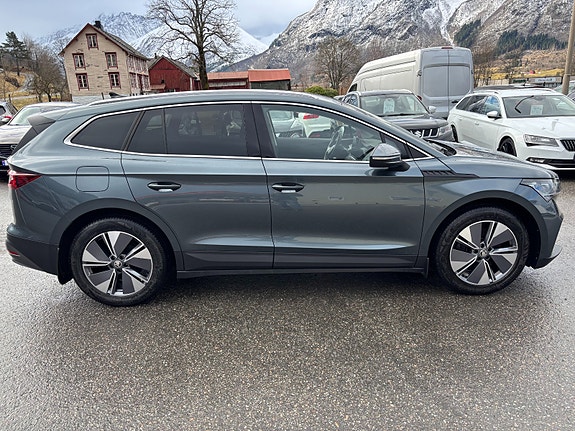 Skoda Enyaq 4 of 5