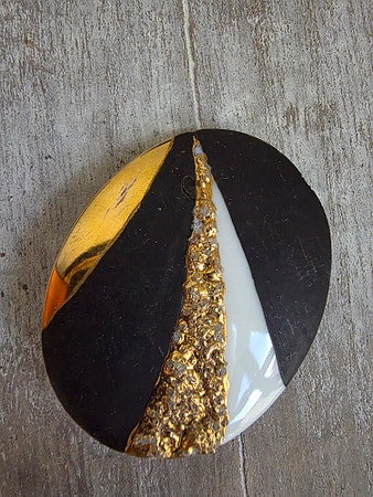 Vintage brosjer håndlaget signert– kunst / retro smykkesett (4 stk)