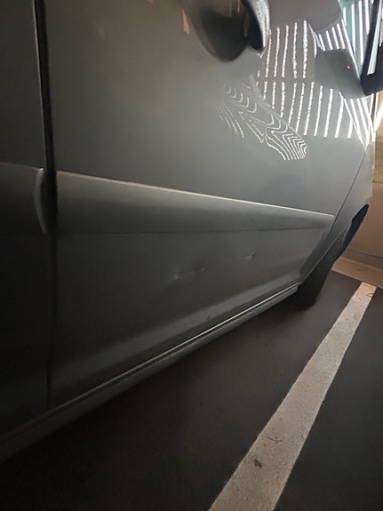 Volkswagen Touran 4 of 6