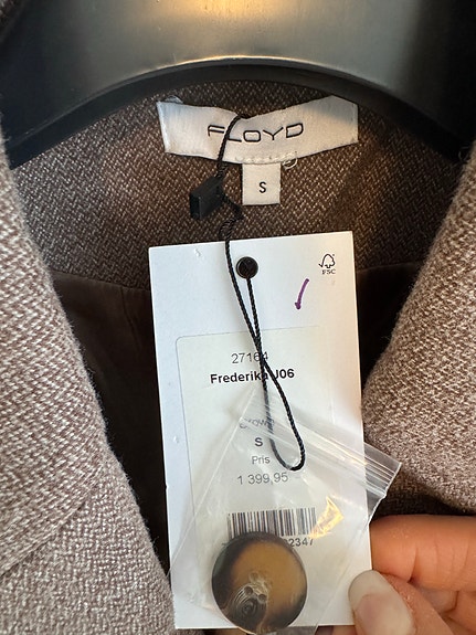 Product image 2 of 9