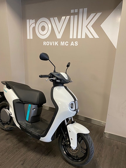 Yamaha NEOS EL 3 of 4