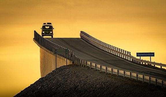 Storseisundbrua på Atlanterhavsveien, foto: Jan Helge Birkelund.