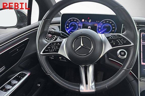 Mercedes-Benz EQE350 13 of 21