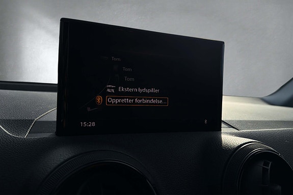 Audi Q2 27 of 30