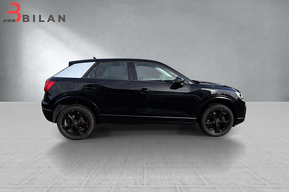 Audi Q2 17 of 30