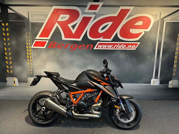 KTM 1390 Super Duke R EVO 2 of 19