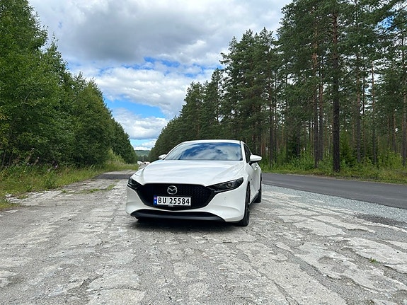 Mazda 3 2 of 5