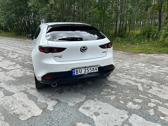 Mazda 3 5 of 5