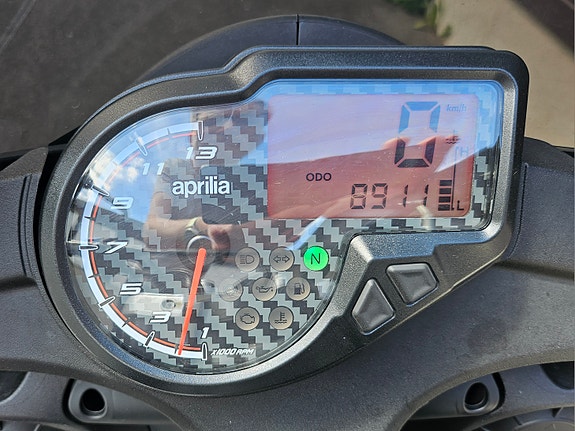 Aprilia RS 125 Tuono 7 of 11