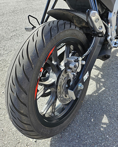 Aprilia RS 125 Tuono 11 of 11