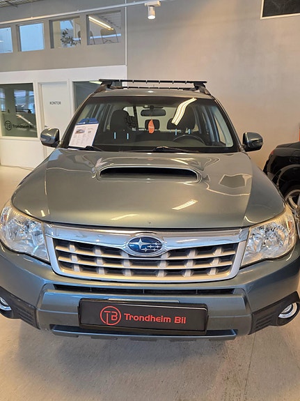 Subaru Forester 4 of 5