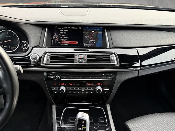 BMW 740d 15 of 27