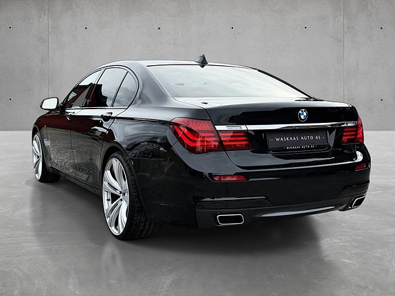 BMW 740d 5 of 27
