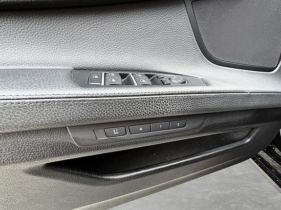 BMW 740d 20 of 27