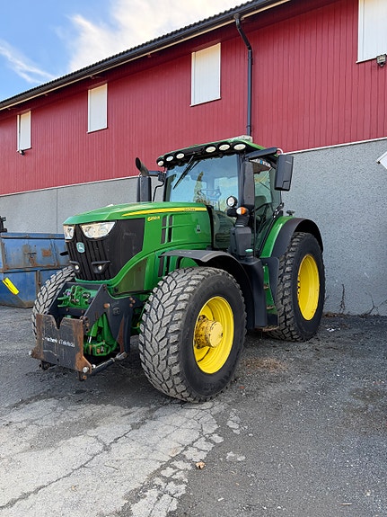 John Deere 6250R