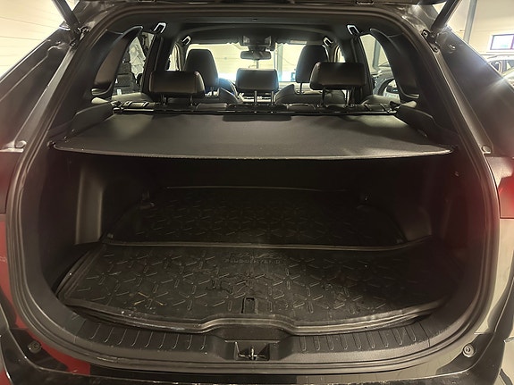 Toyota RAV4 Plug-in Hybrid 9 of 22