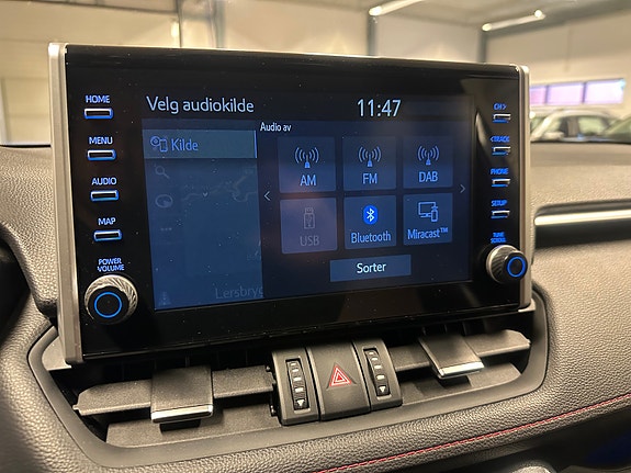 Toyota RAV4 Plug-in Hybrid 21 of 22