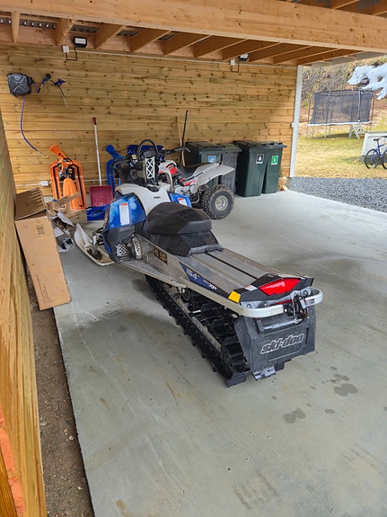 Ski-doo Summit X 800R 4 of 4