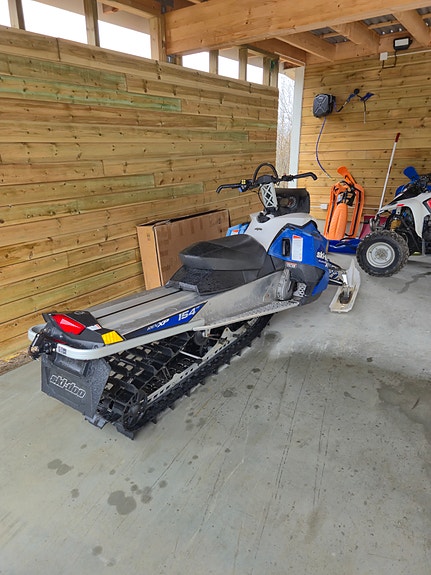 Ski-doo Summit X 800R 3 of 4