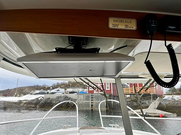VELUTSTYRT KVALITETSBÅT: Grandezza 29 WA - Skipsregistrert - GI BUD 15 of 26