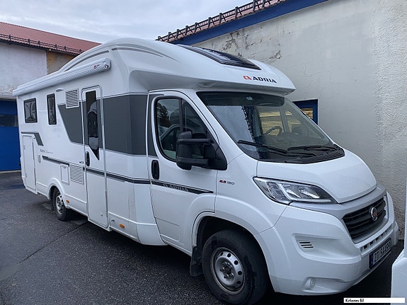 Adria MATRIX 670SL