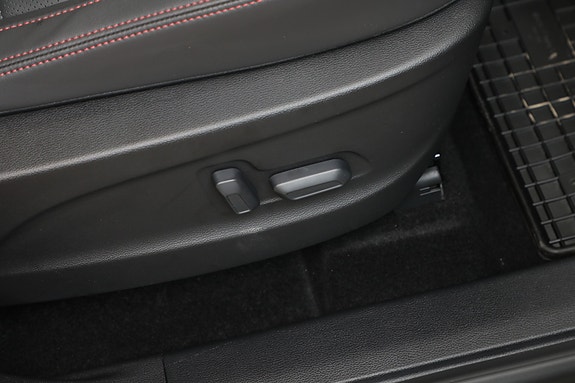Maxus Euniq 6 20 of 30