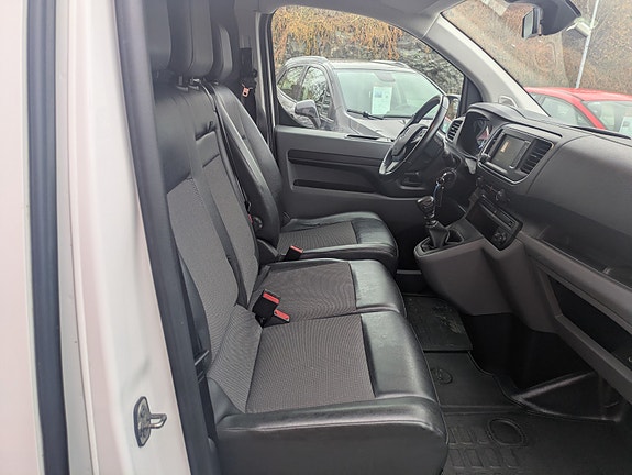 Opel Vivaro 13 of 25