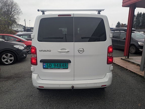Opel Vivaro 5 of 5