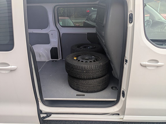 Opel Vivaro 15 of 25
