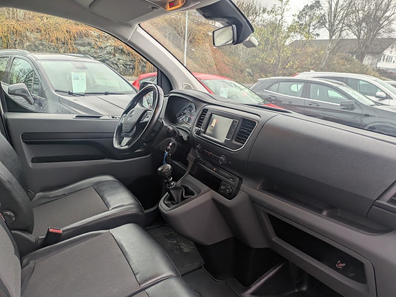 Opel Vivaro 14 of 25