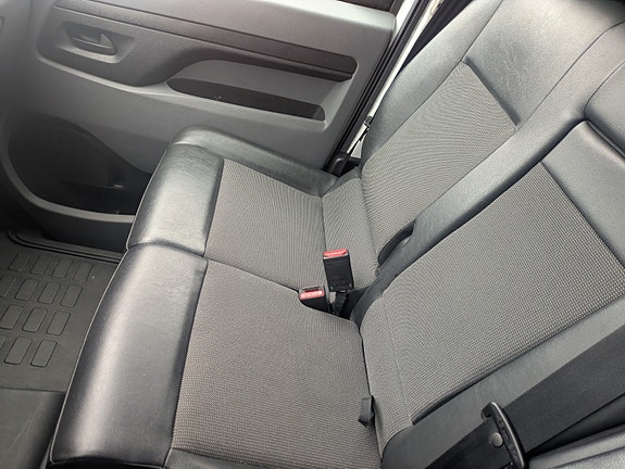 Opel Vivaro 23 of 25
