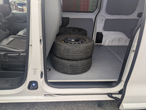 Opel Vivaro 10 of 25