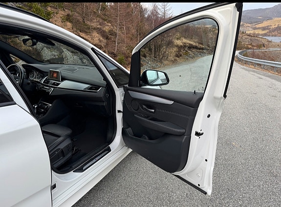 BMW 220d 20 of 30
