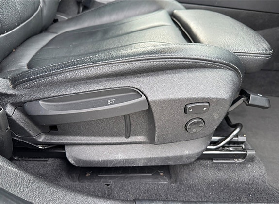 BMW 220d 17 of 30