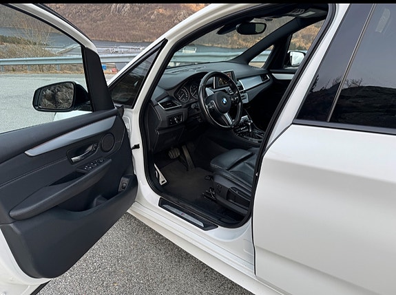BMW 220d 12 of 30