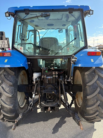 New Holland T5060 2010, kr 360 000,-