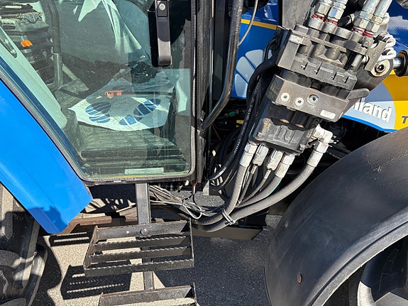 New Holland T5060 2010, kr 360 000,-