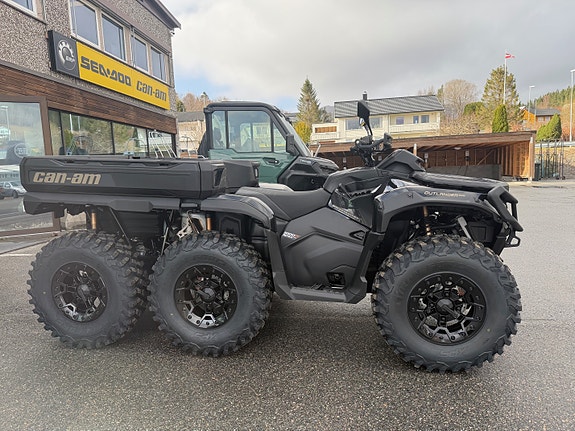 Can-Am Outlander 6x6 Backcountry 1000R 3 of 16