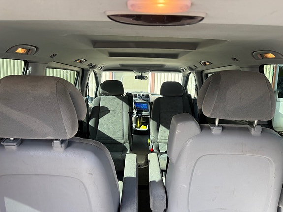 Mercedes-Benz Viano 20 of 25