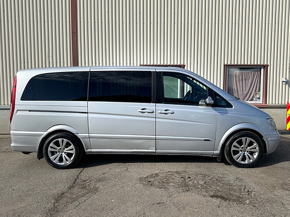 Mercedes-Benz Viano 5 of 5
