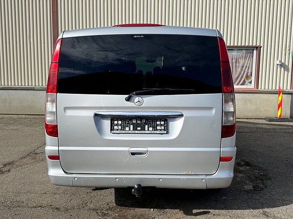 Mercedes-Benz Viano 6 of 25