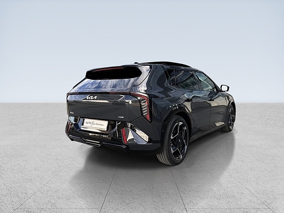 Kia EV4 5 of 30