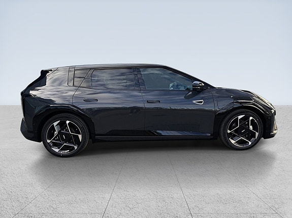 Kia EV4 4 of 30