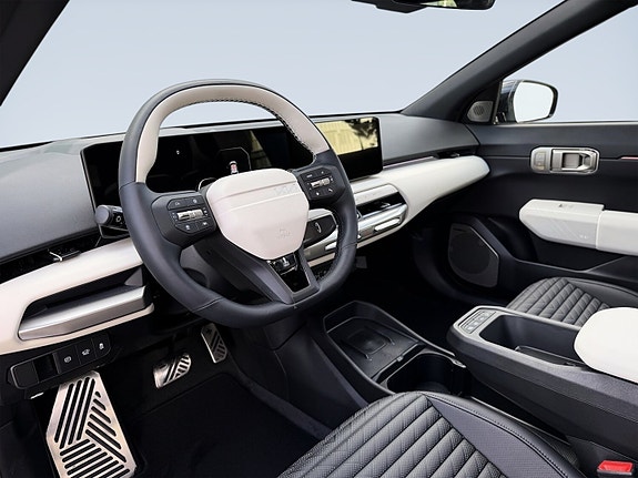 Kia EV4 11 of 30
