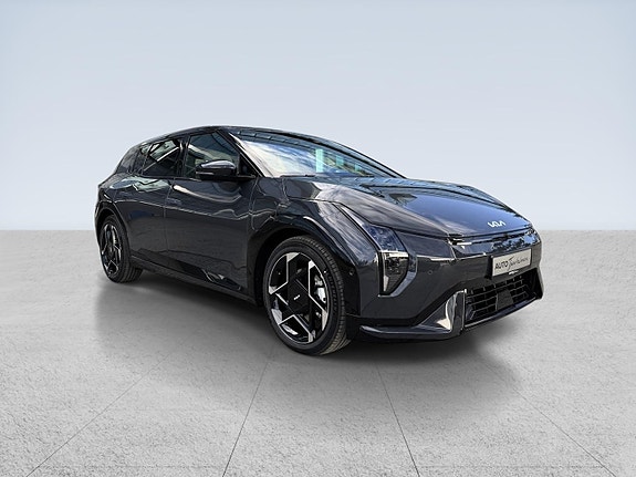 Kia EV4 3 of 30