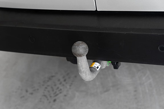 Ford Transit Connect 6 of 24