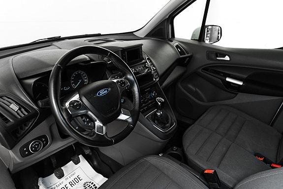 Ford Transit Connect 8 of 24