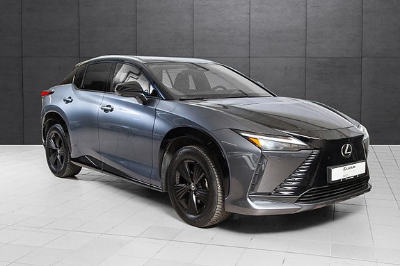 Lexus RZ450e 5 of 19