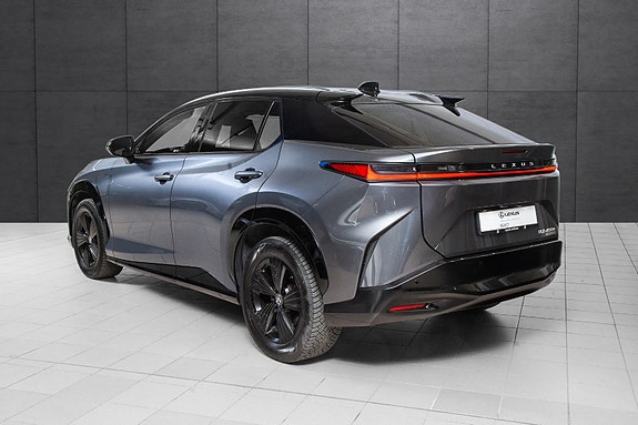 Lexus RZ450e 2 of 19