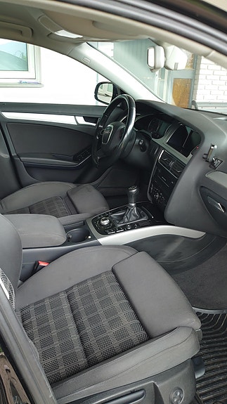 Audi A4 7 of 16